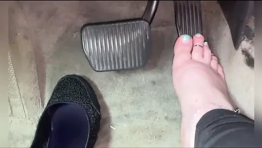 Pedal Play: Fast Speed and Jerk off Instructions with Big Feet, Full Control