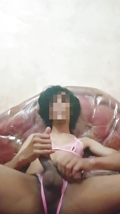 Masturbasi sissy femboy Indonesia kontol gede