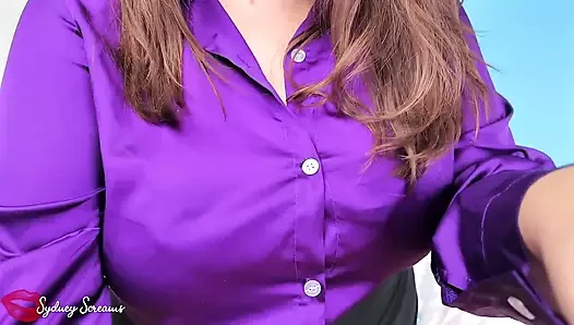 Ciuman pengen stres & duduk di muka