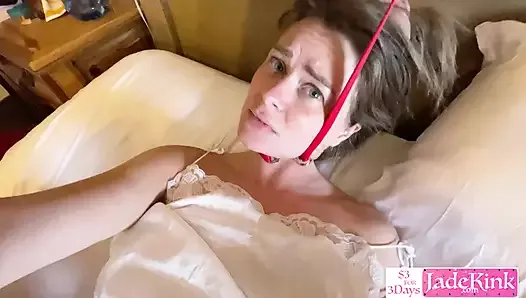 Girlfriend tied up in hotel room