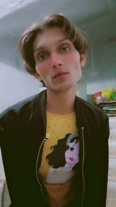 Dressing fun alone