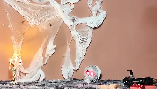 Parmaklarımı ovuşturup emmeyi seviyorum