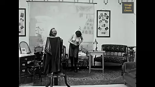 Beim Fotografen Aka at the Photographers Restored in 4K