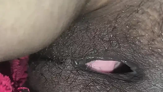 Я замужняя женщина - индийская горячая киска в домашнем видео, хинди аудио