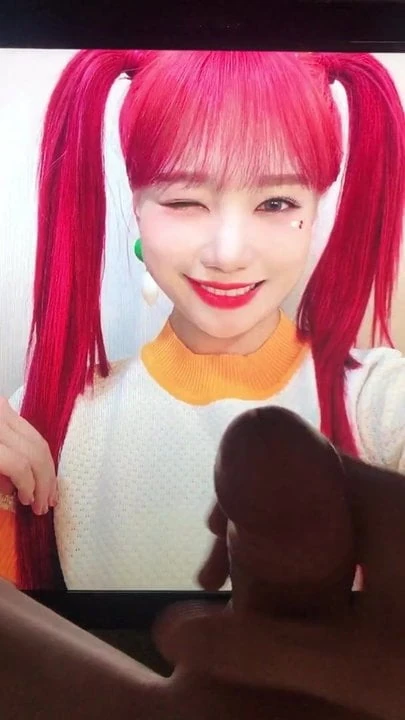 IZONE Yuri cum tribute