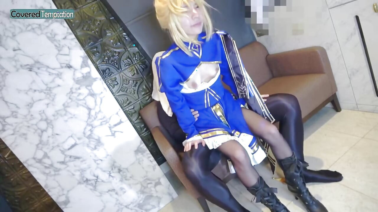 Η καλλονή Cosplayer μοιράζεται μια έντονη ιδιωτική συνάντηση αφήνοντας πίσω της αξέχαστη χημεία