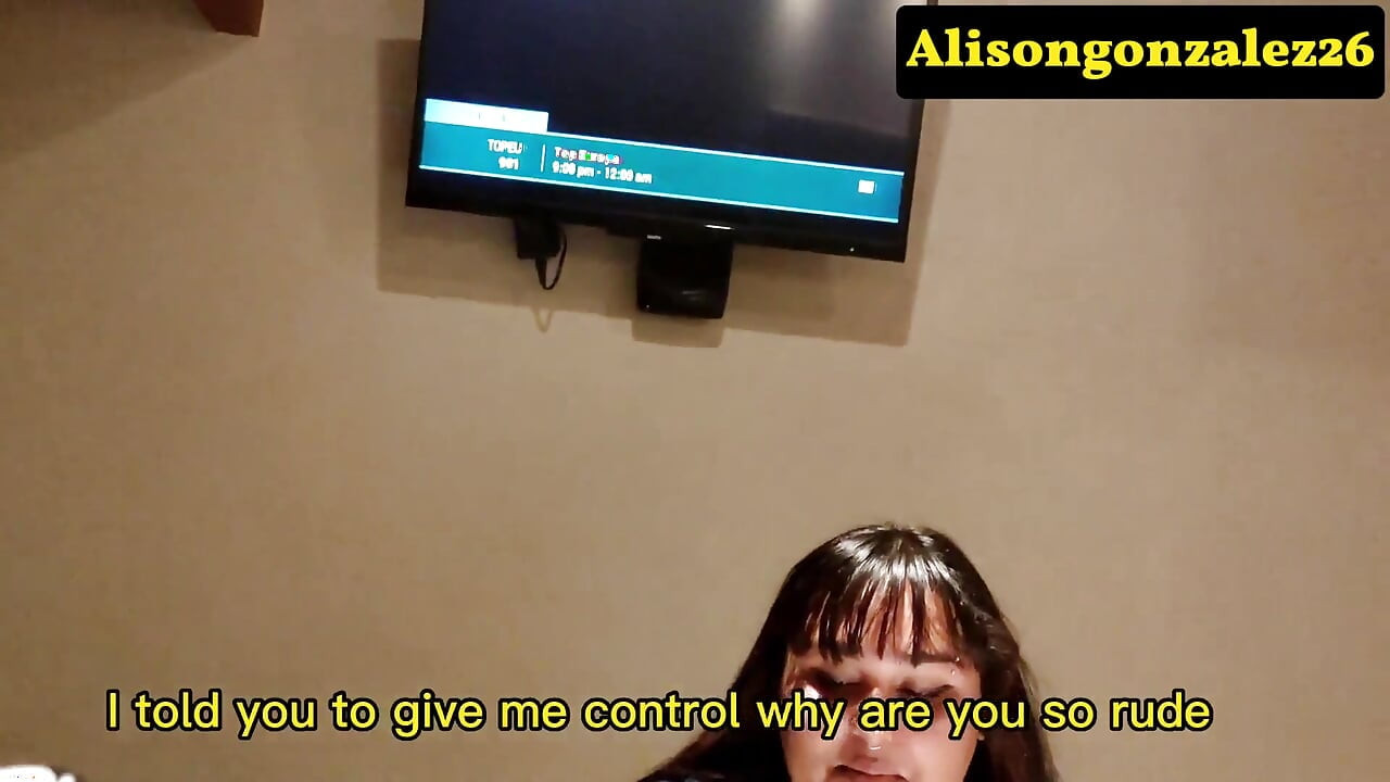 Uma sessão de fotos com minha meia-irmã e ela se deixa ser fodida