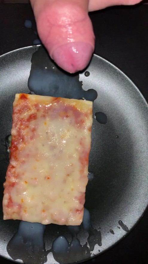 Pizza cumshot