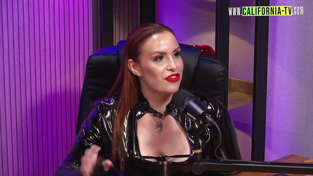Hot Redhead Dominatrix Maisa Pravo og BDSM-kulturen