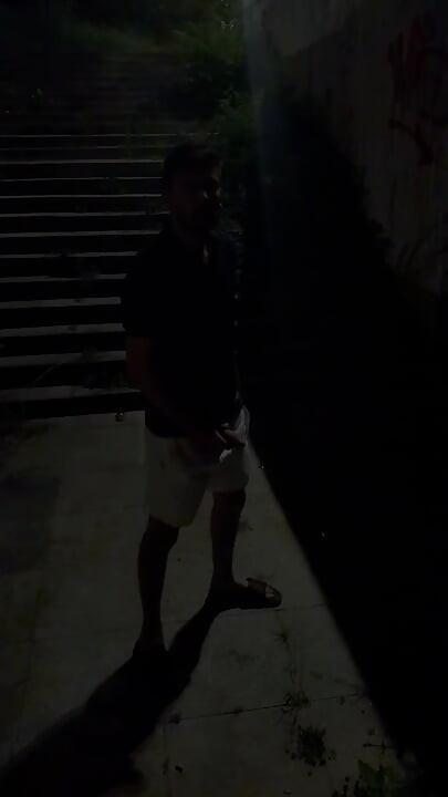 Tarde Da Noite, Passagem Subterrânea Anal Com Marina