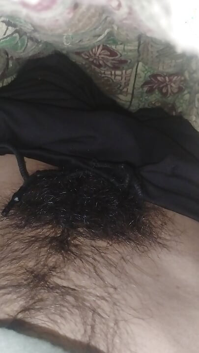 Is their any one who wants to clean my hair