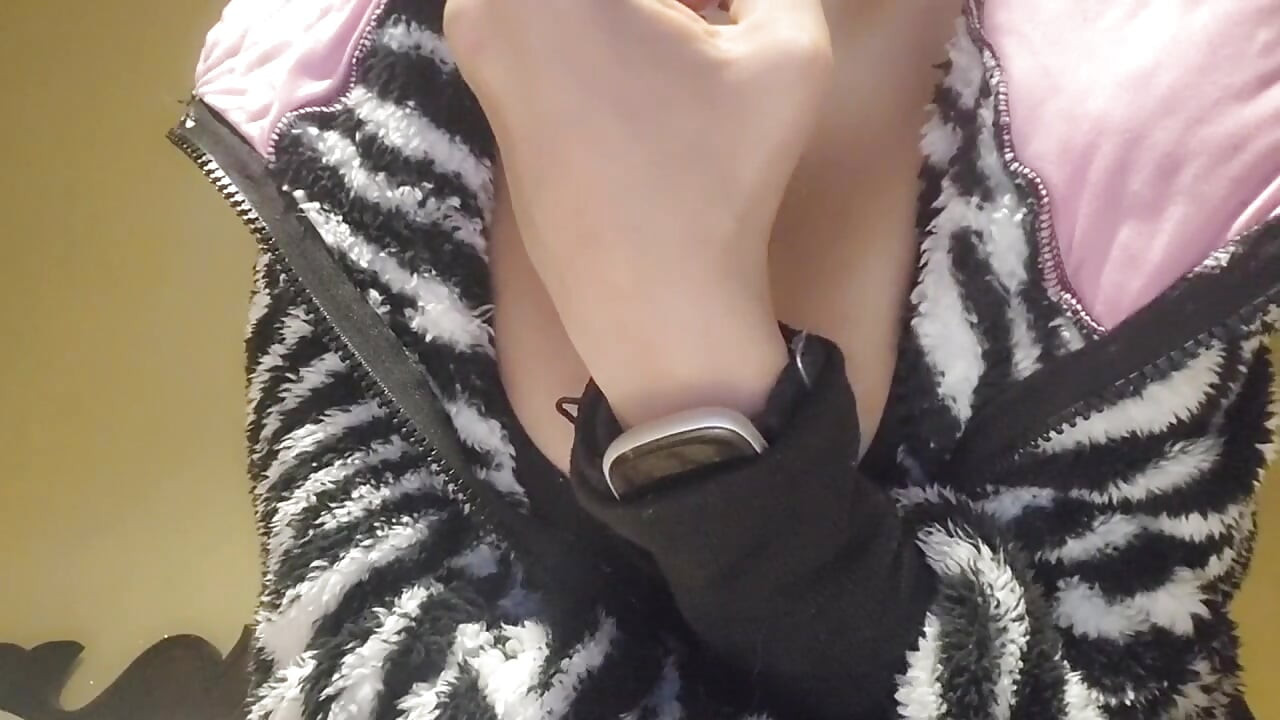 너는 마이크로 페니스야, 난 널 굴욕주는 게 좋아