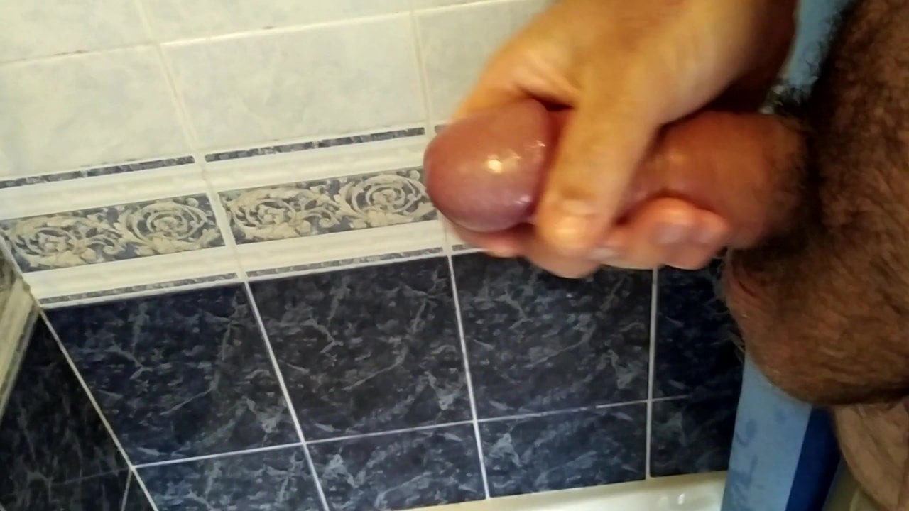 Pumping cock double cumshot