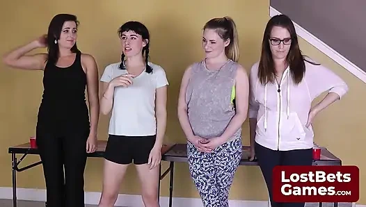 Satu gerakan Strip Air Pong yang berani bikin lawan jadi liar