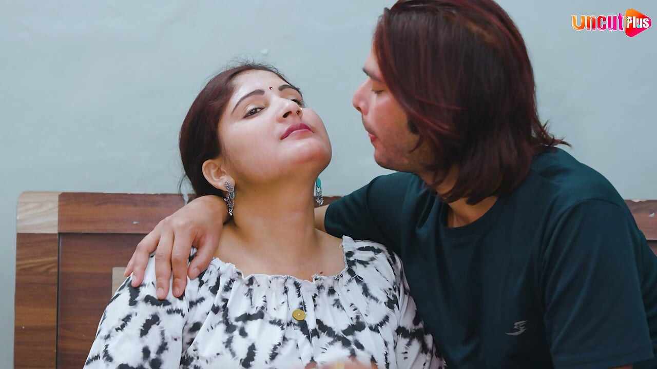 Pados Wali Bhabhi ko Chai Pinai kai bahanai laya ghar