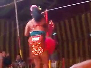 Bengalese jatra sexy dansen