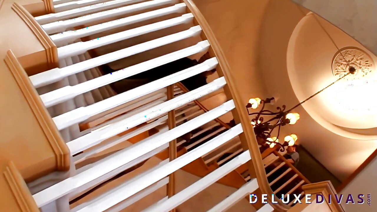 Deluxedivas - Live Chat - Tory Lane