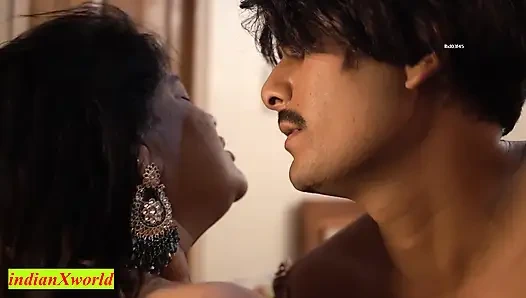 Güzel zengin bayan otel görevlisiyle fantezi seks! Indian Sex