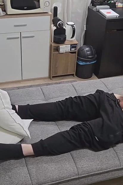 Gym Guy Let's Me Give Him a Blowjob in the Gym's Bathroom and Then Comes Over to My Place for More -3rd Visit-