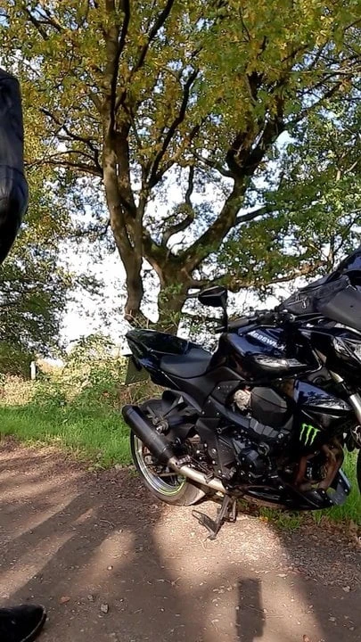 Jerking off in leather suit