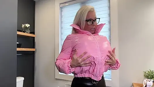 Video lengkap! Shiny Puffy Jacket Expansionyes, hari ini adalah hari yang dingin dan dia bilang dingin, kata jaket bengkak!