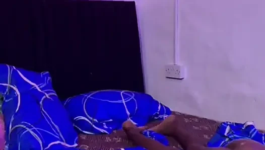 Evli bir çiftin seksi büyük bir orgazm gibi hissettiriyor