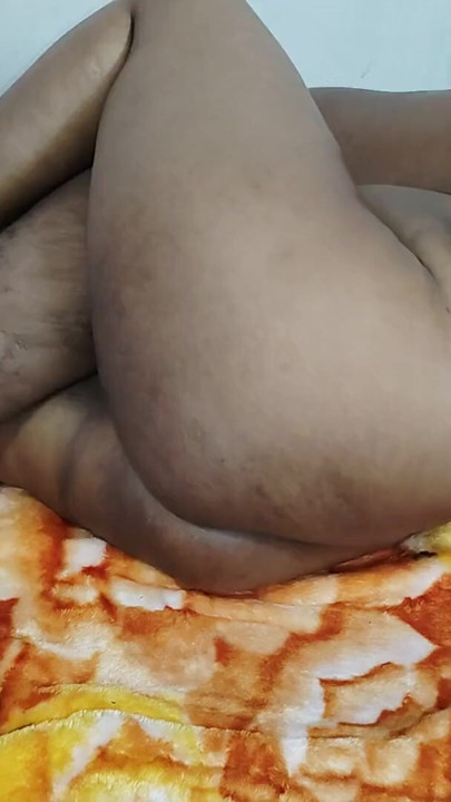 House wife fucking in ex boyfriend in home very hot body big nibbles nice pusssy sucking hot aunty beautiful sucking in bed | Clip 2