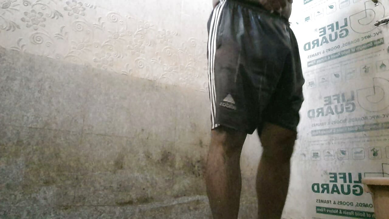 Hot bhabhi sex the boyfriend  bathroom  sex