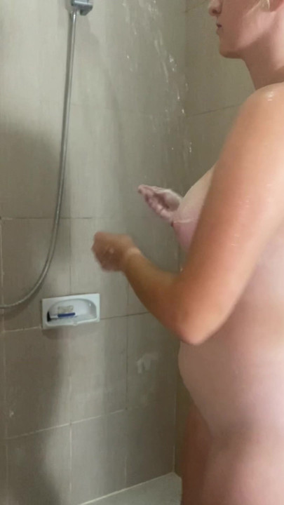 I get wet just by posting in here