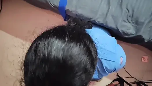 Bangladeşli kız arkadaş sigara içerken erkek arkadaşını baştan çıkarıyor ve yalıyor bölüm 1