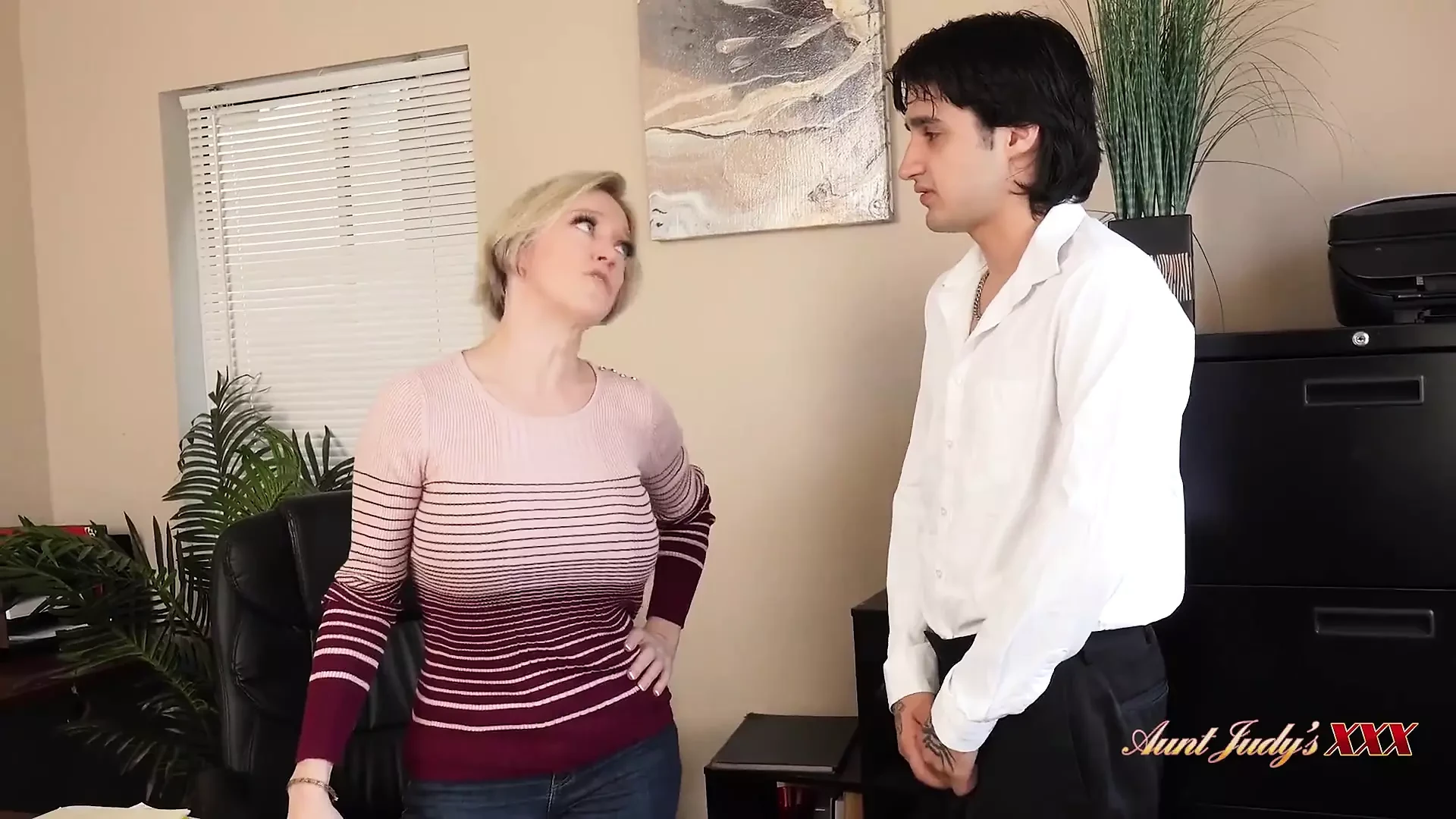 AuntJudysXXX - Busty Boss Lady Dee Williams Fucks Her Lazy Intern