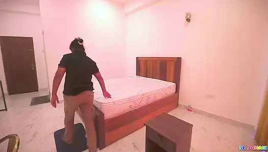 Rest House Supervisor Sex with Cleaning Staff Girl