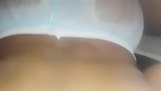TORN PANTYHOSE OR LEGGINGS MAKE THE ASSJOB EVEN SWEETER