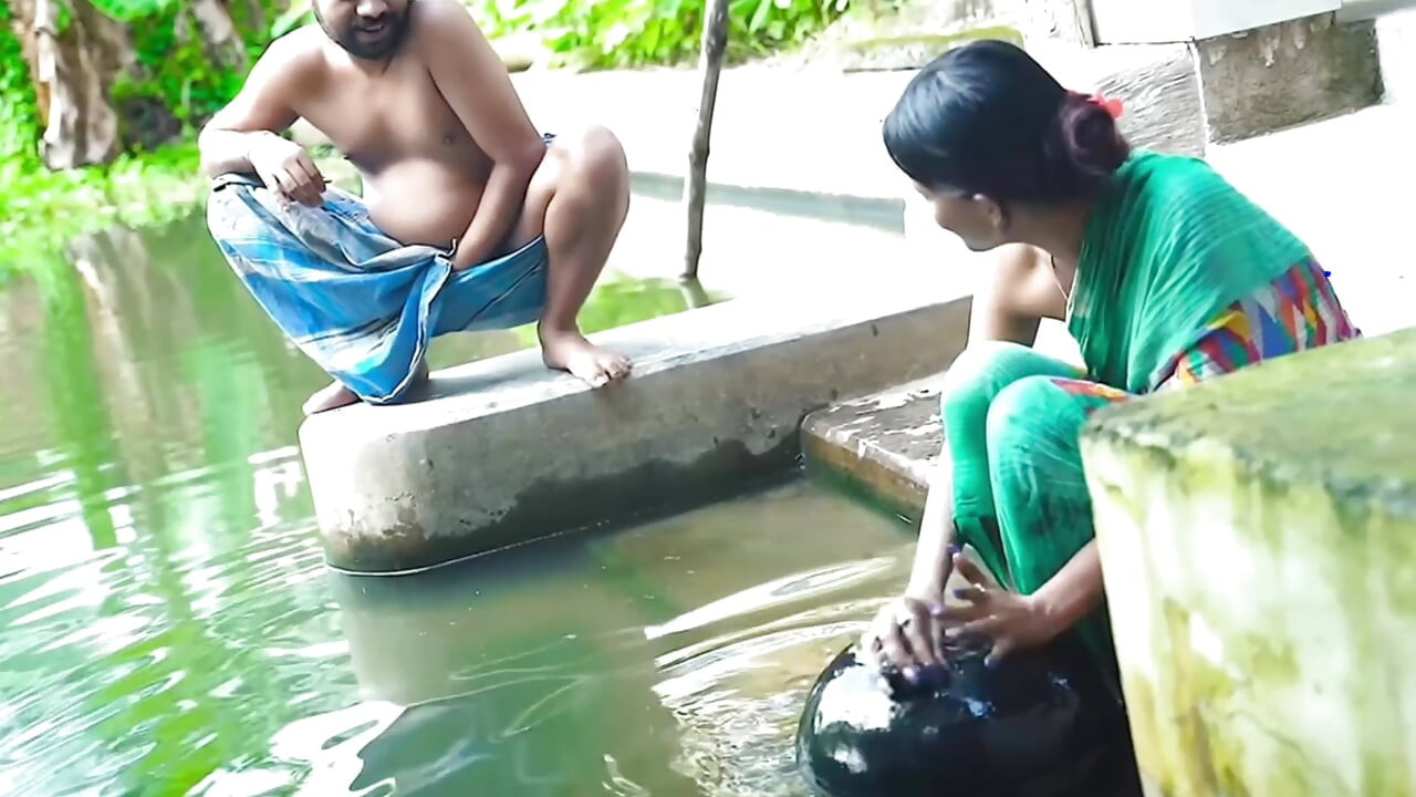 Kaamwali سخيف الفيديو..