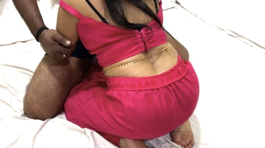 Memek sempit adik tiri dientot habis-habisan untuk pertama kali audio bahasa india