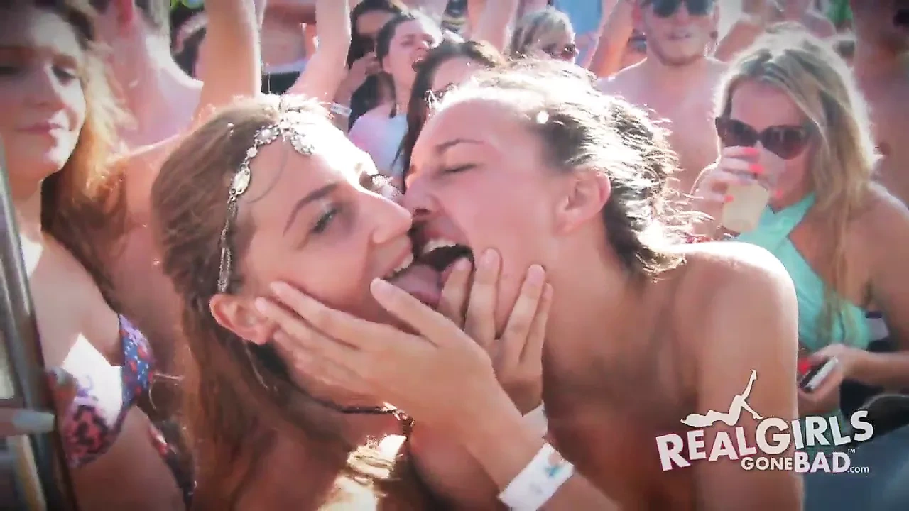 Real Girls Gone Bad Sexy Naked Boat Party Booze Cruise HD Pr
