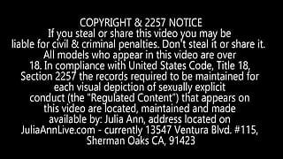 Julia Ann Live