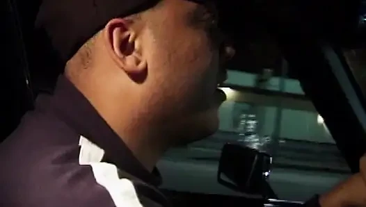 Heiße Lesbenfahrt im Taxi