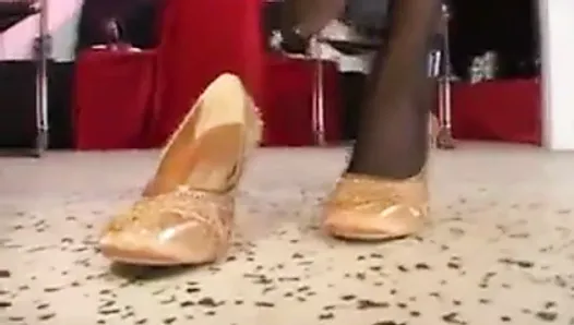 Lesbian Shoe Salon - Fucked with heels