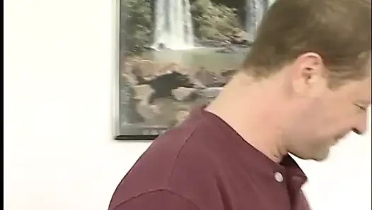 Brunette teen is showing her body at the casting