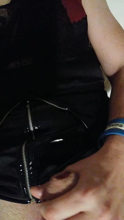 Cumming cumshot da váy lớn vòi nước xd cd crossdresser