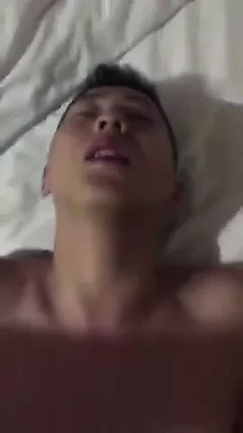 Chinese guy moans loudly while getitng fucked