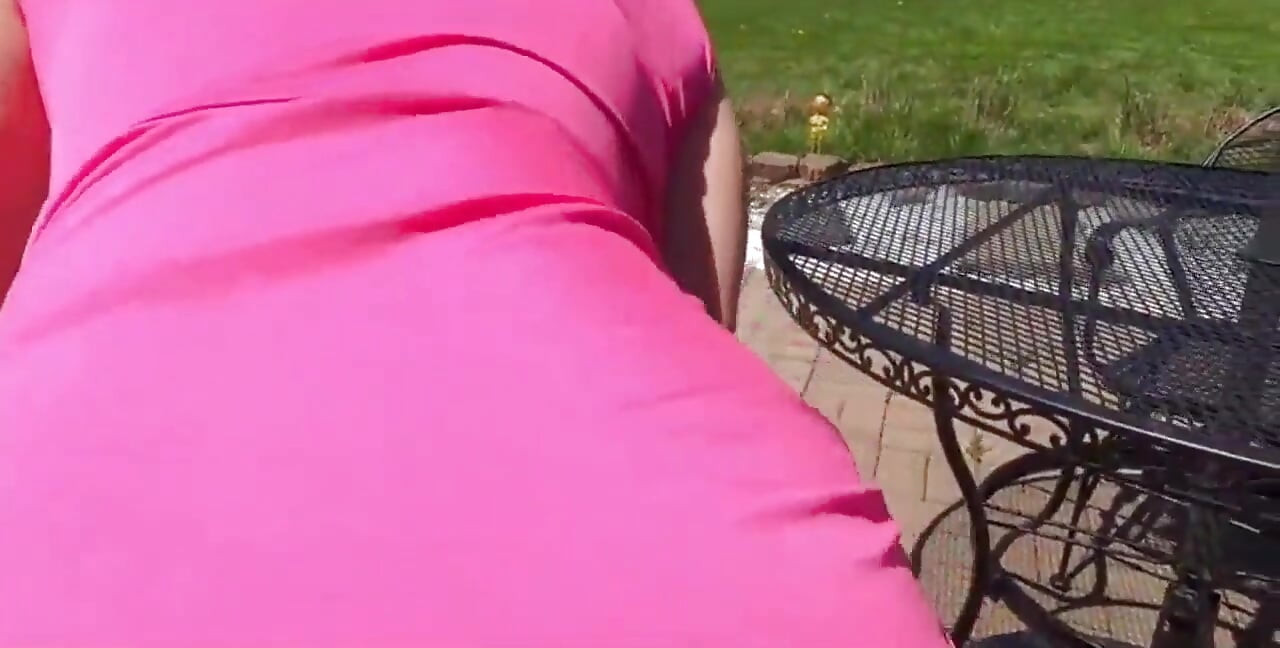 Cheerleading Stepdaughter Gets Fucked by Her Stepdaddy