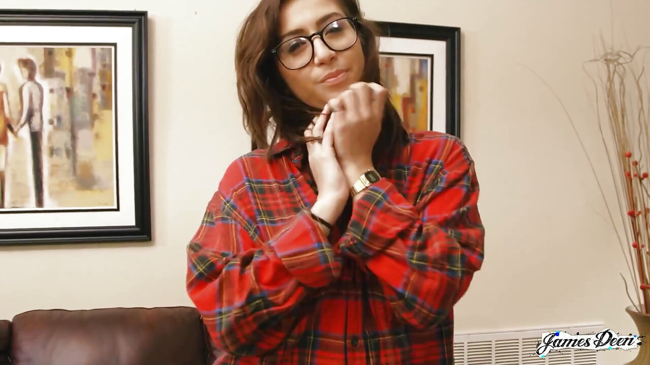April O'Neil's Heroic Futai - Lumea Salvată a lui James Deen