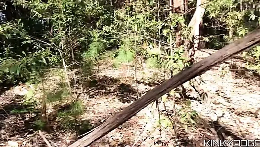 Kami jadi sange dan dientot di hutan!