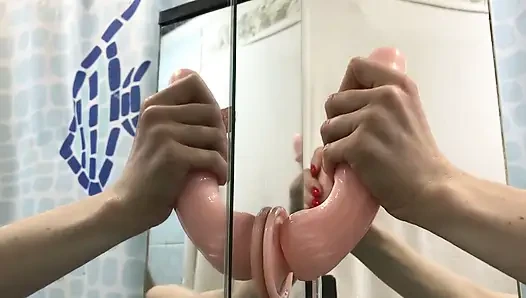 Senin Sert Penisin Için Derin Oral Seks Yapıyorum