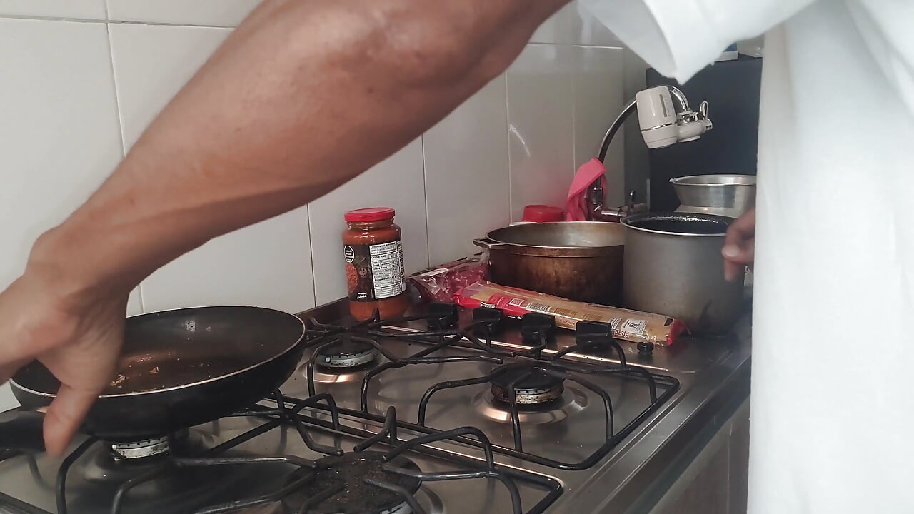 Musim 4 - 50 Batang Lil Latina 5