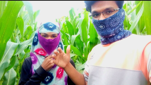 Today my friend took me to the corn field and fucked my ass and fucked me with great pleasure - Hindi voice