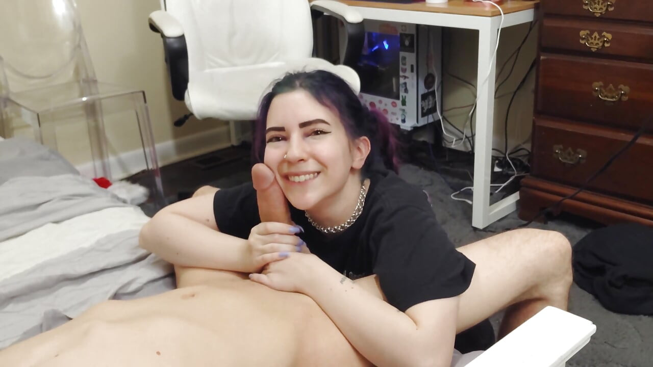 Your GF Cucks You