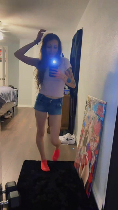 petite white slut wants big cock to fill her small tight pussy